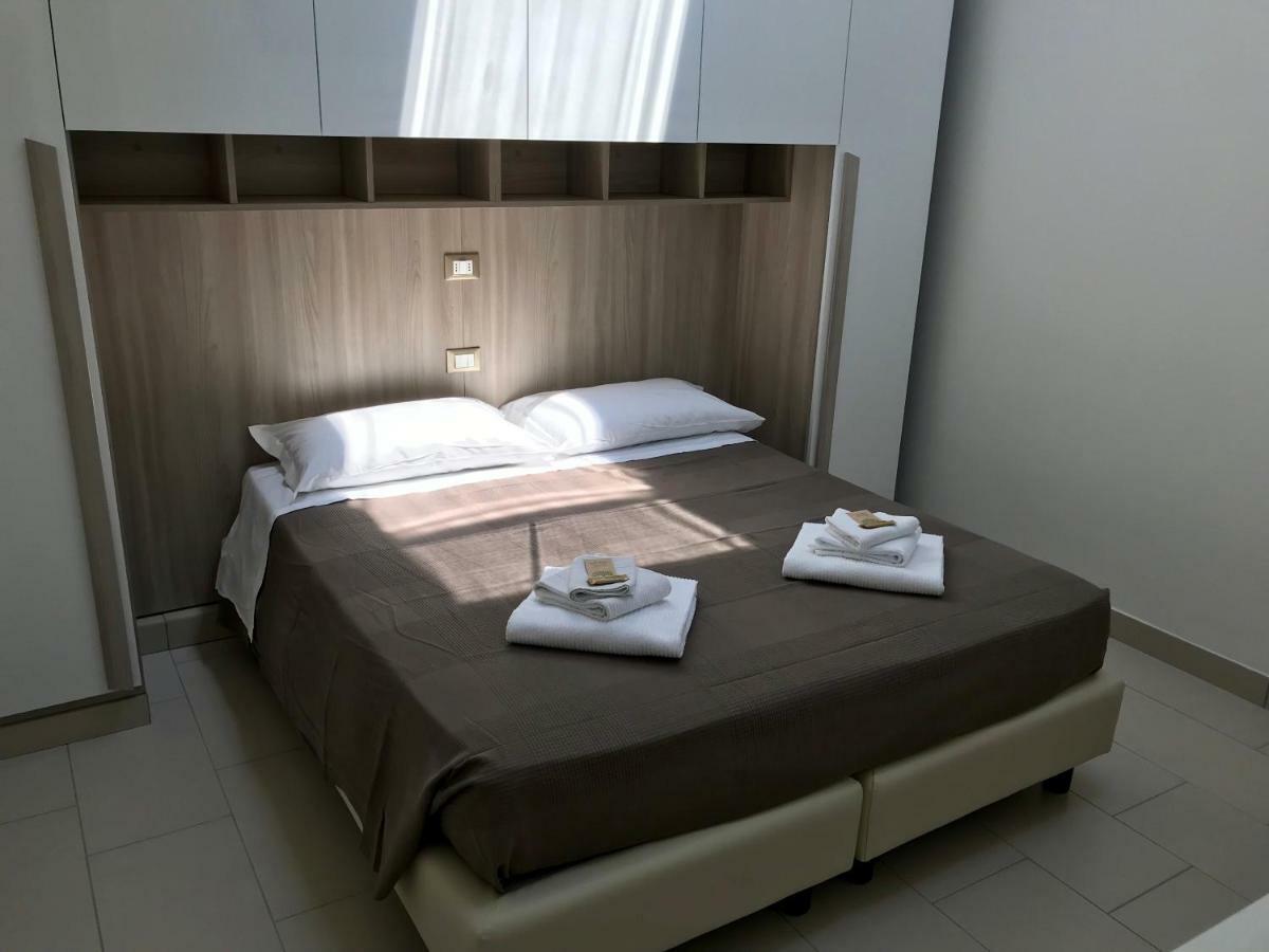 Time Out Aparthotel Casalecchio Di Reno Exterior foto